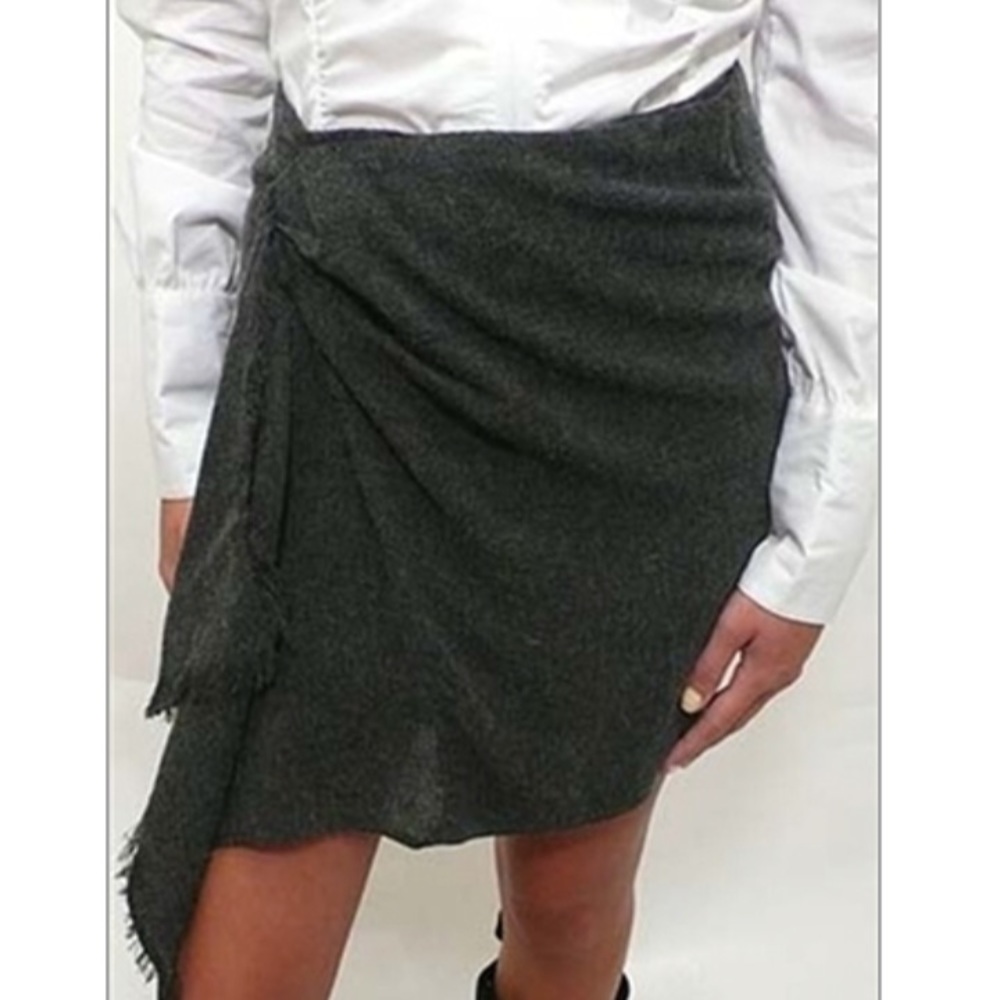 FINAL💵NWT Elizabeth and James wrap skirt, L, grey